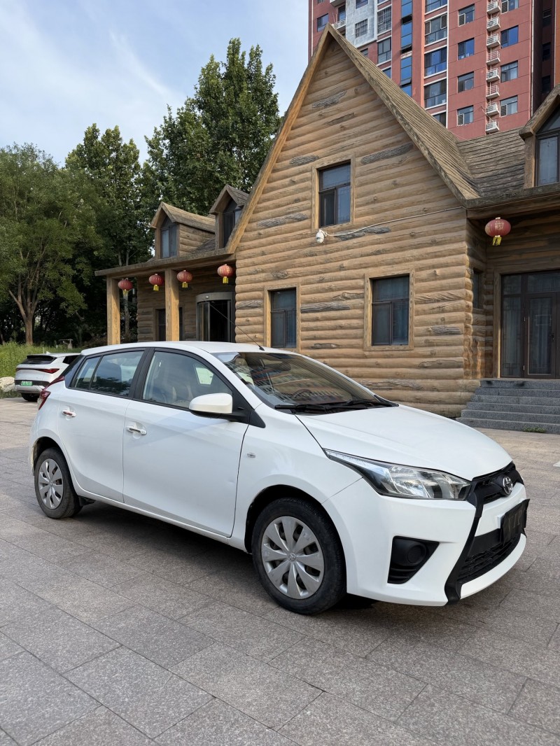 邢台14年丰田YARiS L 致炫3