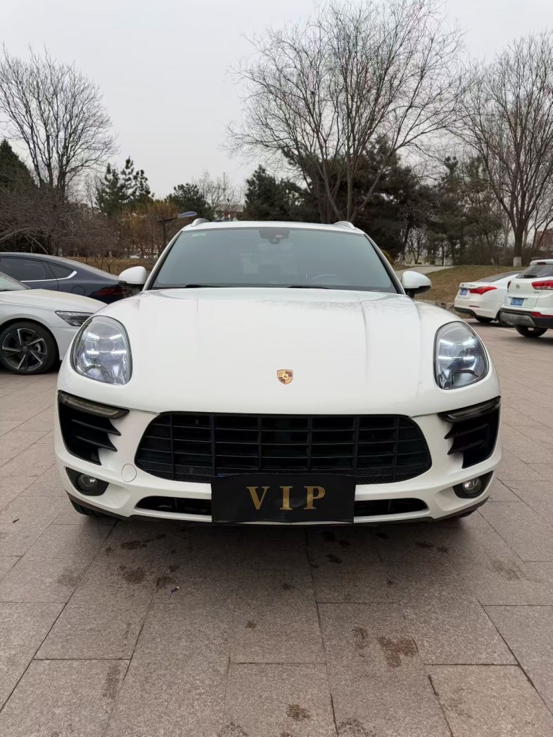 邢台17年保时捷Macan1