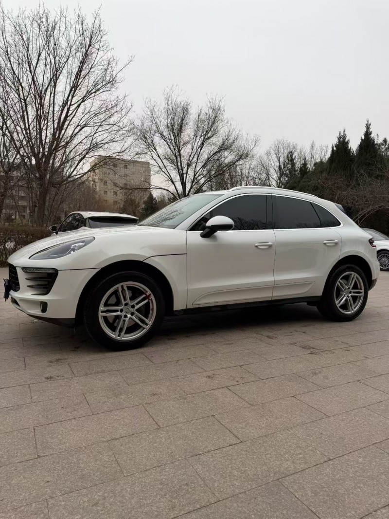 邢台17年保时捷Macan2