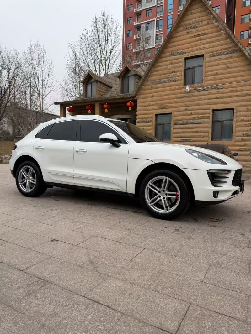 邢台17年保时捷Macan3
