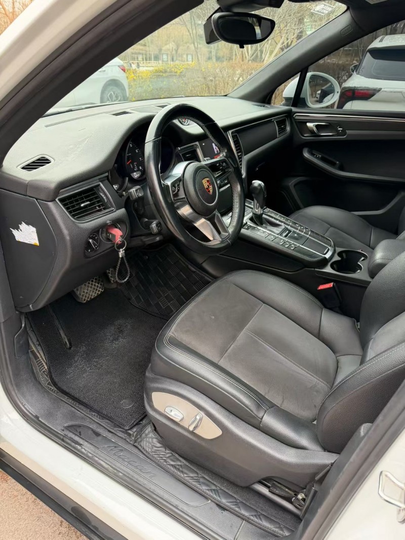邢台17年保时捷Macan5