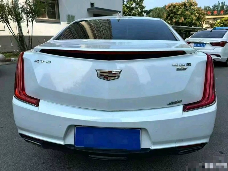 安阳18年凯迪拉克XTS8