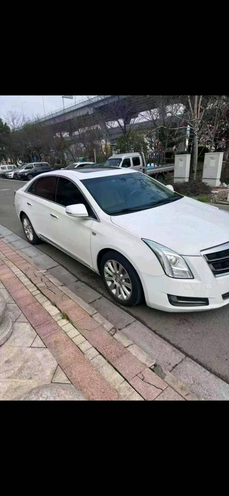 金华17年凯迪拉克XTS3