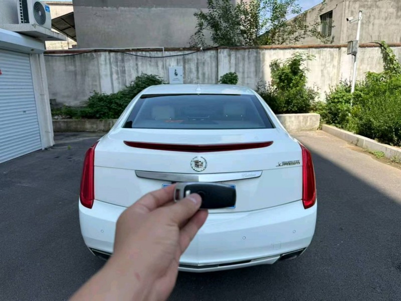 东营15年凯迪拉克XTS9