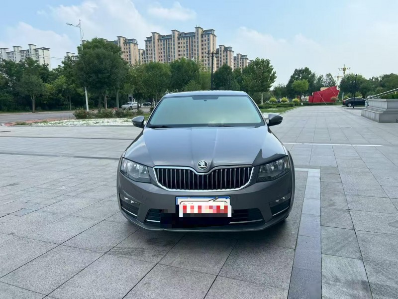 沧州16年斯柯达明锐1