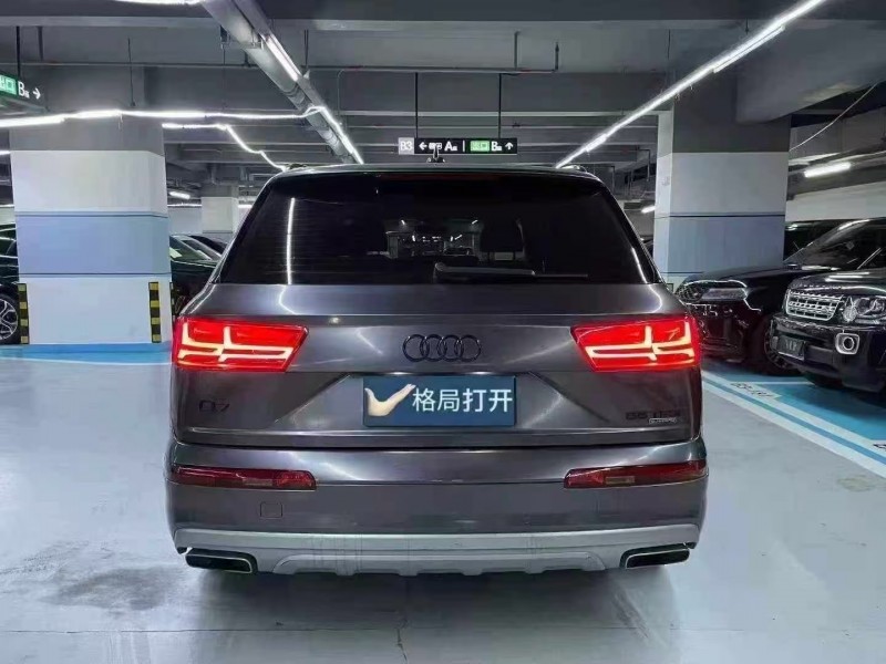 深圳18年奥迪Q78