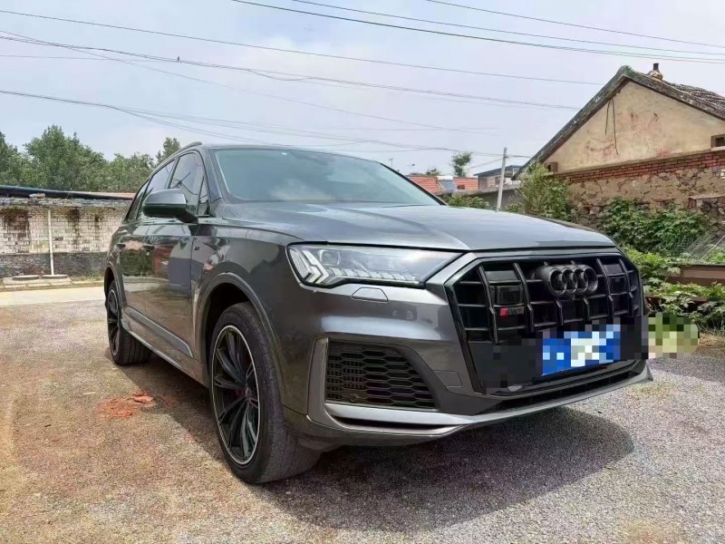 济宁21年奥迪Q72