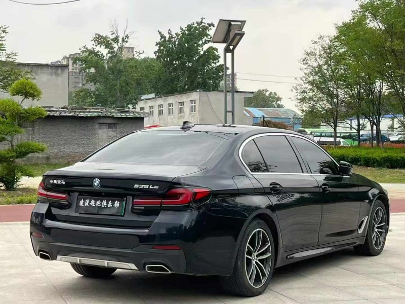 郑州22年宝马5系9