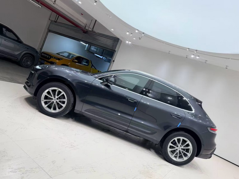 成都22年保时捷Macan3