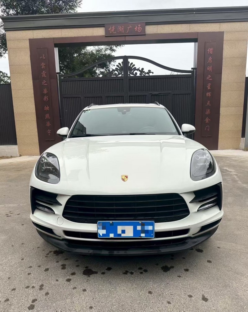 东营20年保时捷Macan1