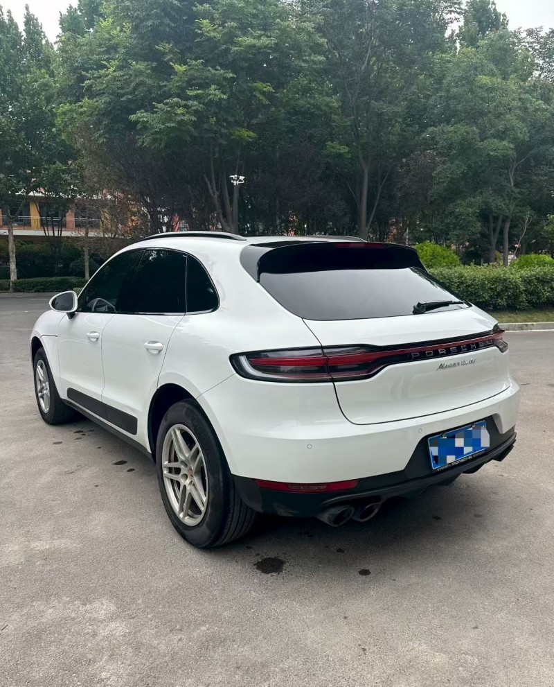 东营20年保时捷Macan8