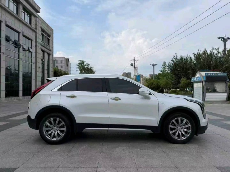 枣庄22年凯迪拉克XT46