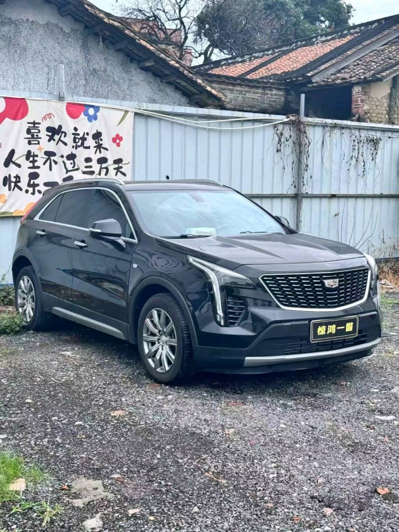 广州20年凯迪拉克XT42