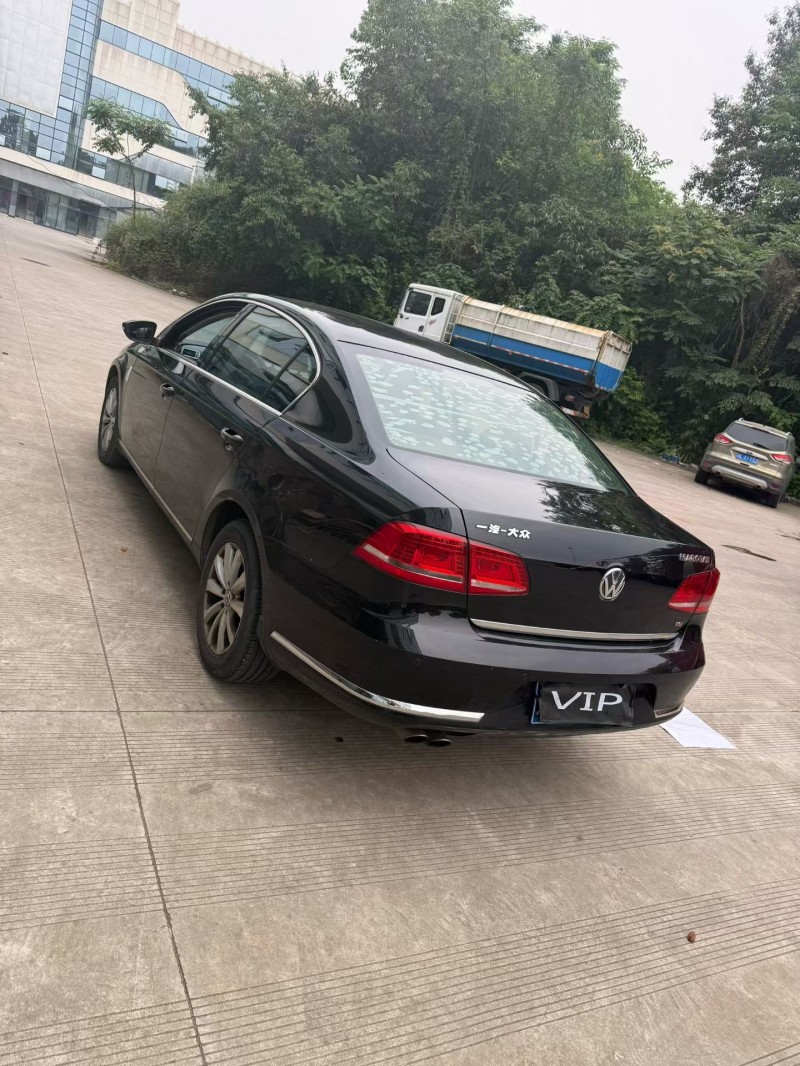 乐山16年大众迈腾4