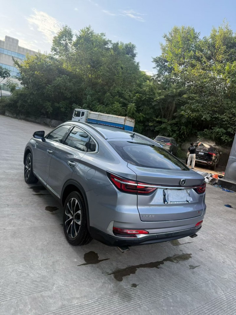乐山20年长安汽车CS855