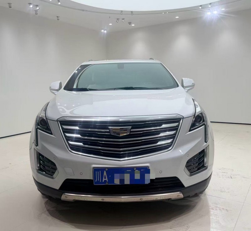 成都18年凯迪拉克XT51