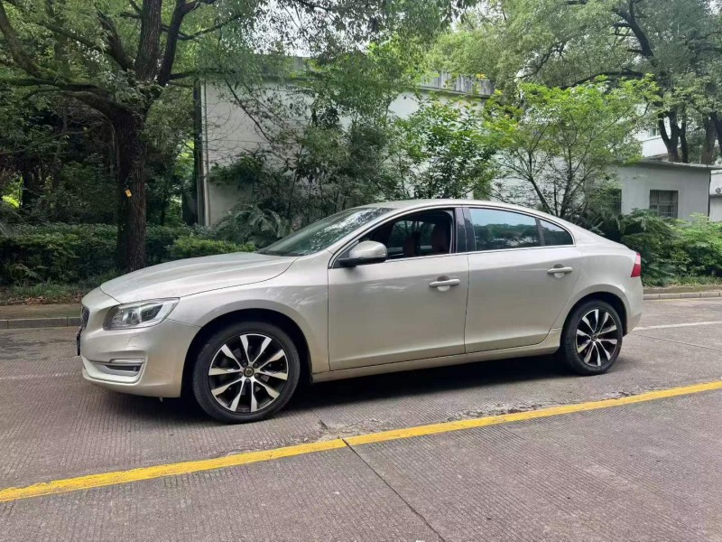 南昌20年沃尔沃S60L2