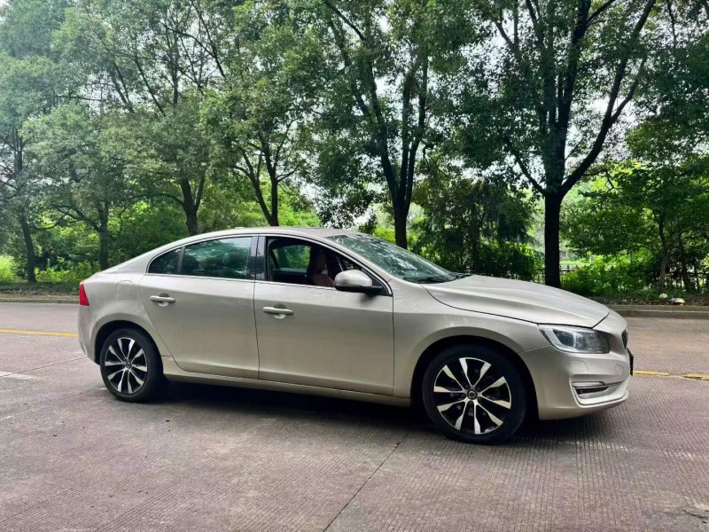 南昌20年沃尔沃S60L3