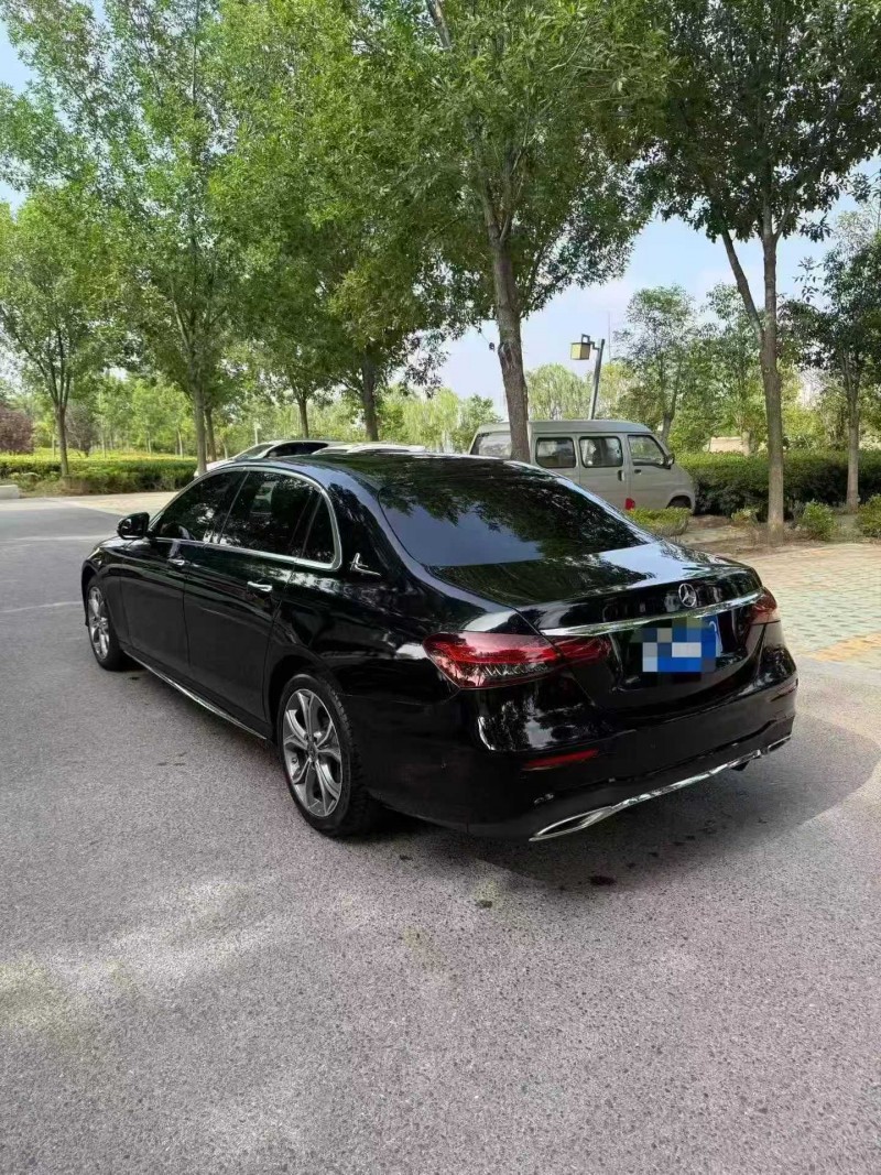 东营22年奔驰E8