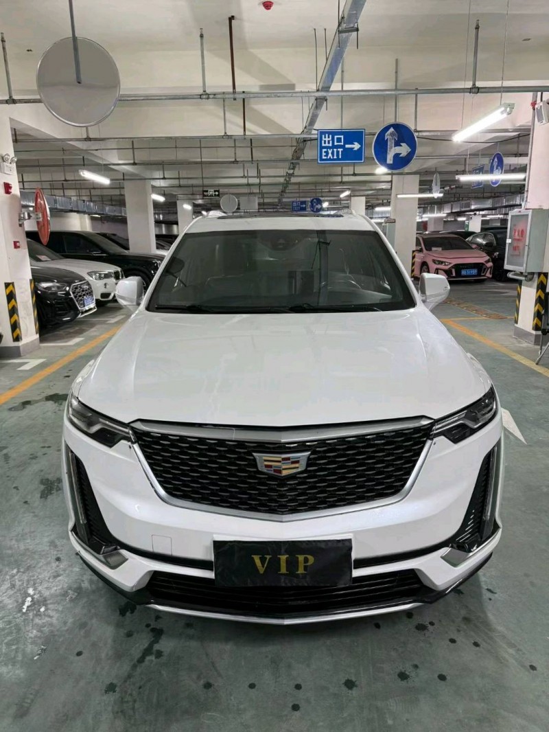 襄阳20年凯迪拉克XT61