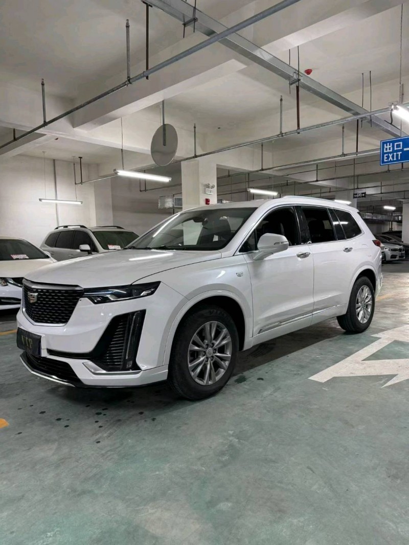 襄阳20年凯迪拉克XT62