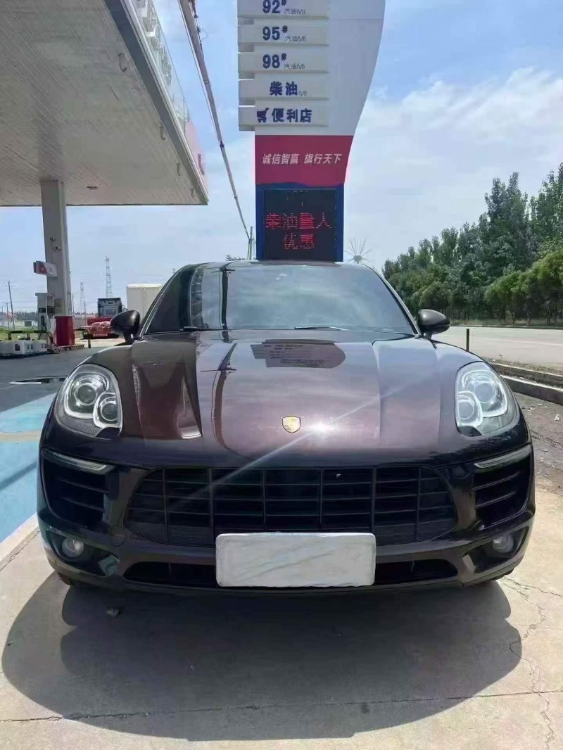 烟台16年保时捷Macan1