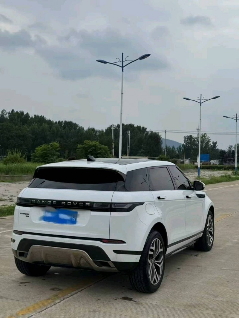 潍坊23年路虎极光7