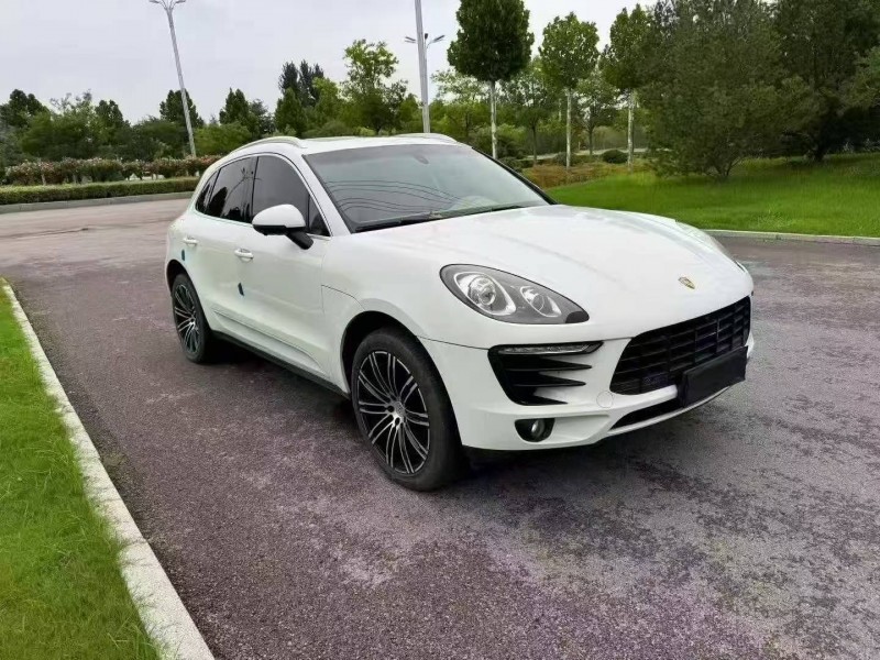 东营15年保时捷Macan2