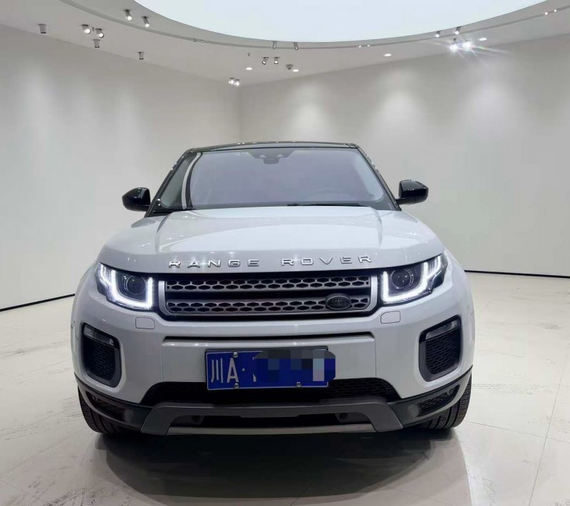 成都18年路虎极光1