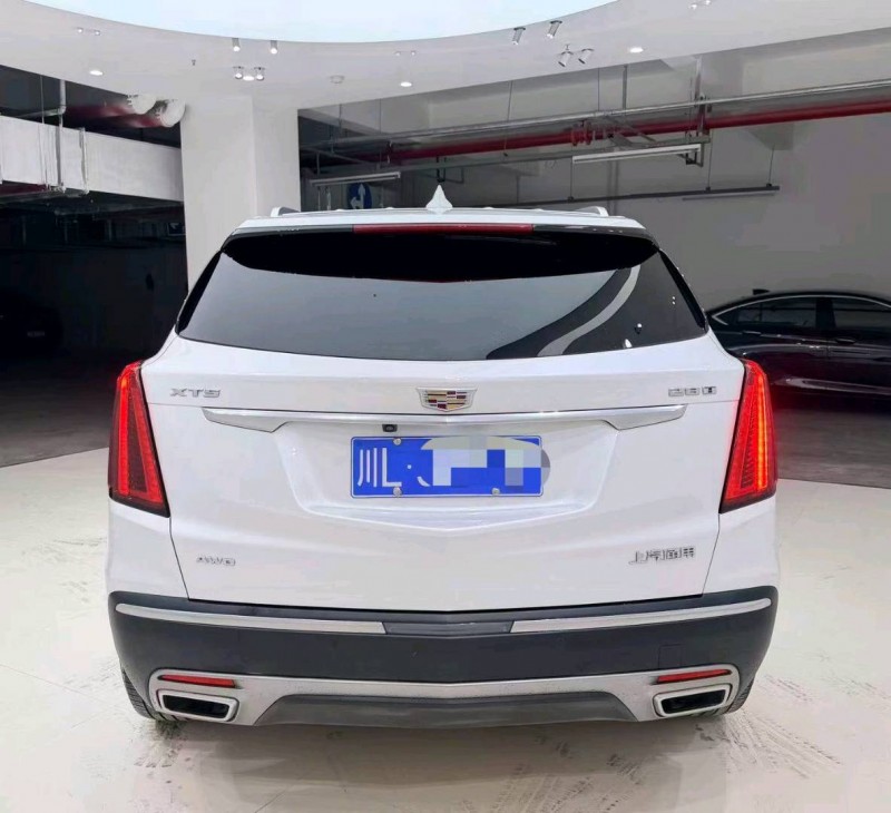 成都21年凯迪拉克XT56