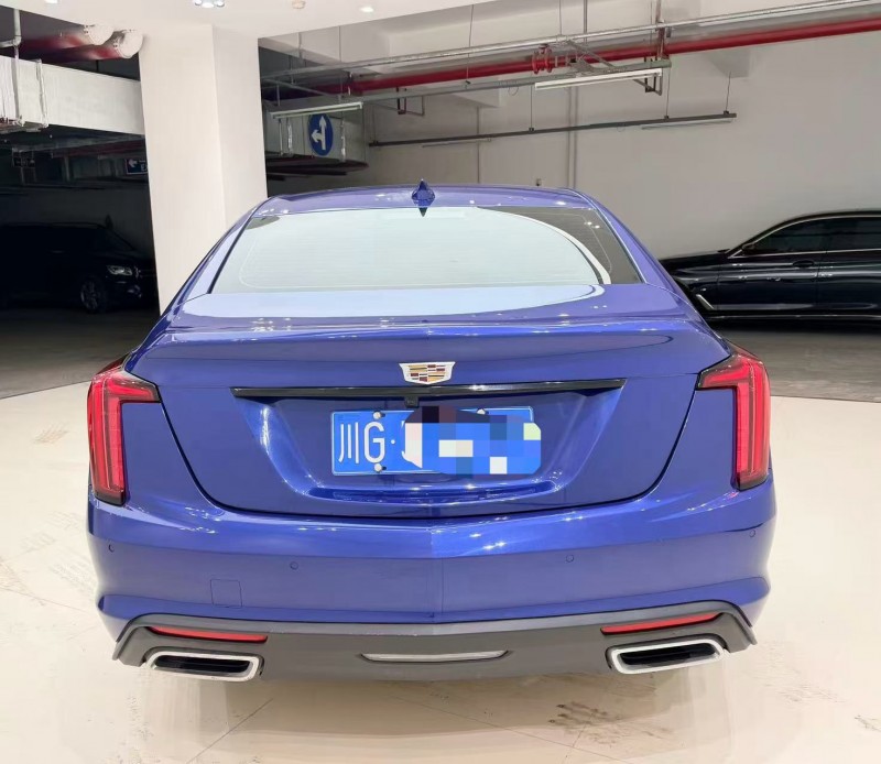 成都20年凯迪拉克CT59