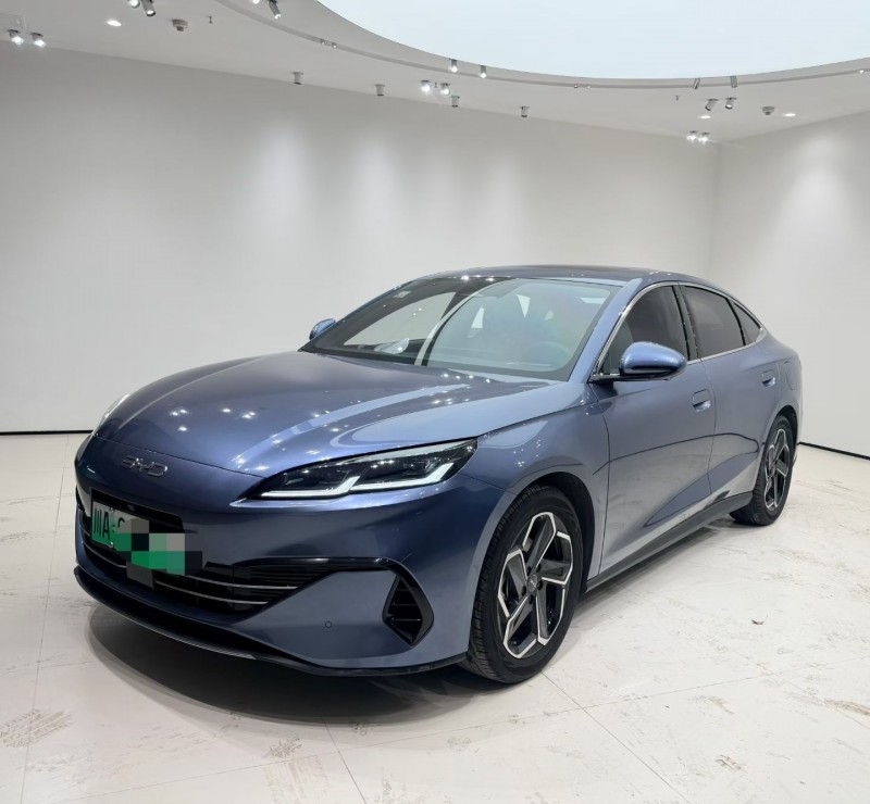 成都24年比亚迪海豹2
