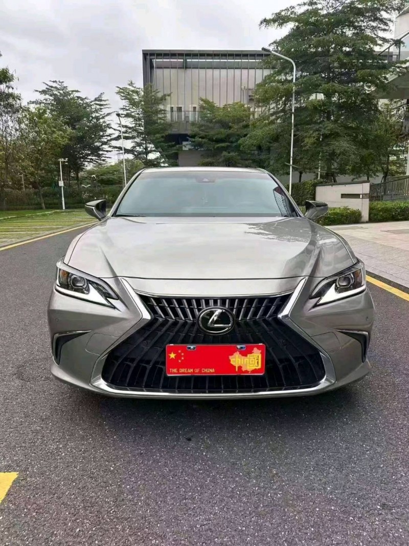 广州24年雷克萨斯ES1
