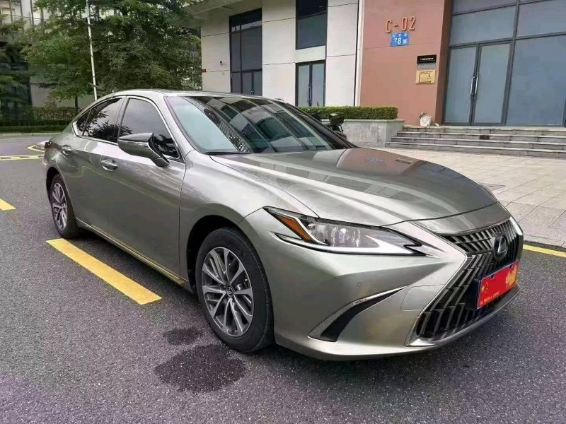 广州24年雷克萨斯ES2