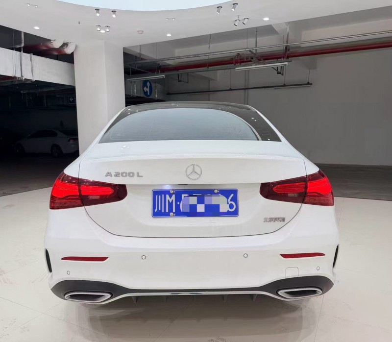 成都25年奔驰A9