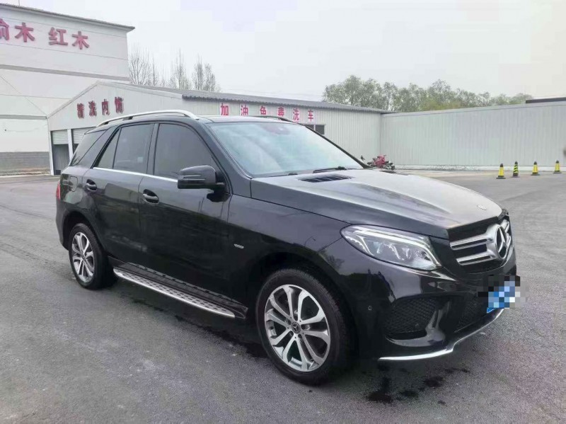 保定19年奔驰GLE2