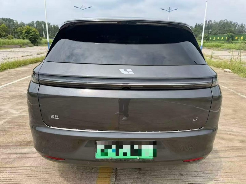 东营23年理想L78