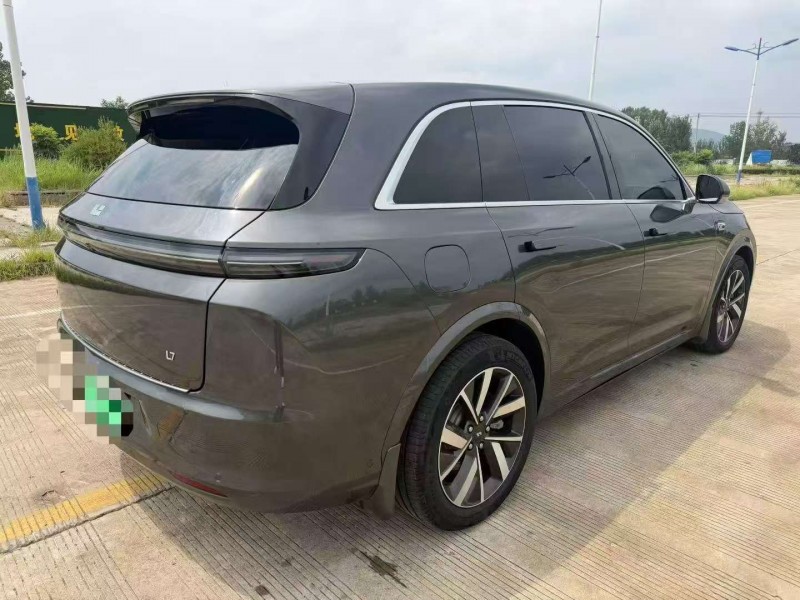 东营23年理想L79