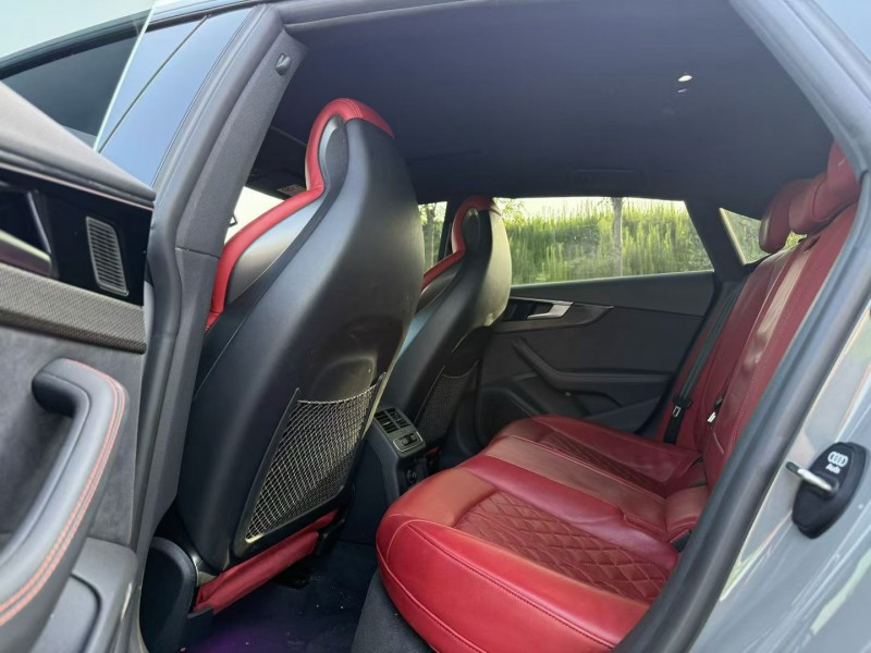 石家庄23年奥迪S53