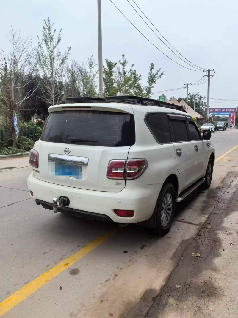 延安19年日产途乐9