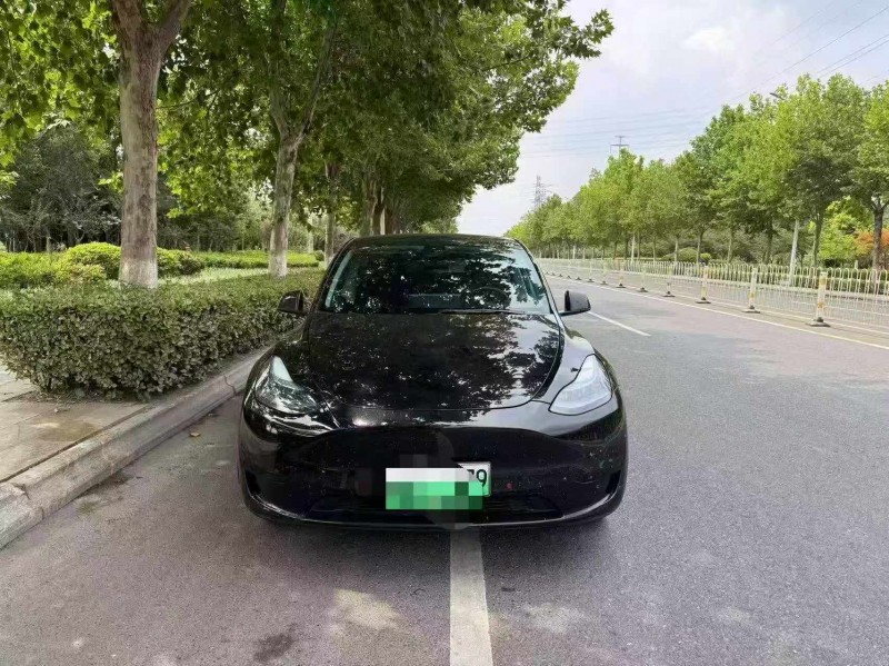 东营23年特斯拉MODEL Y1