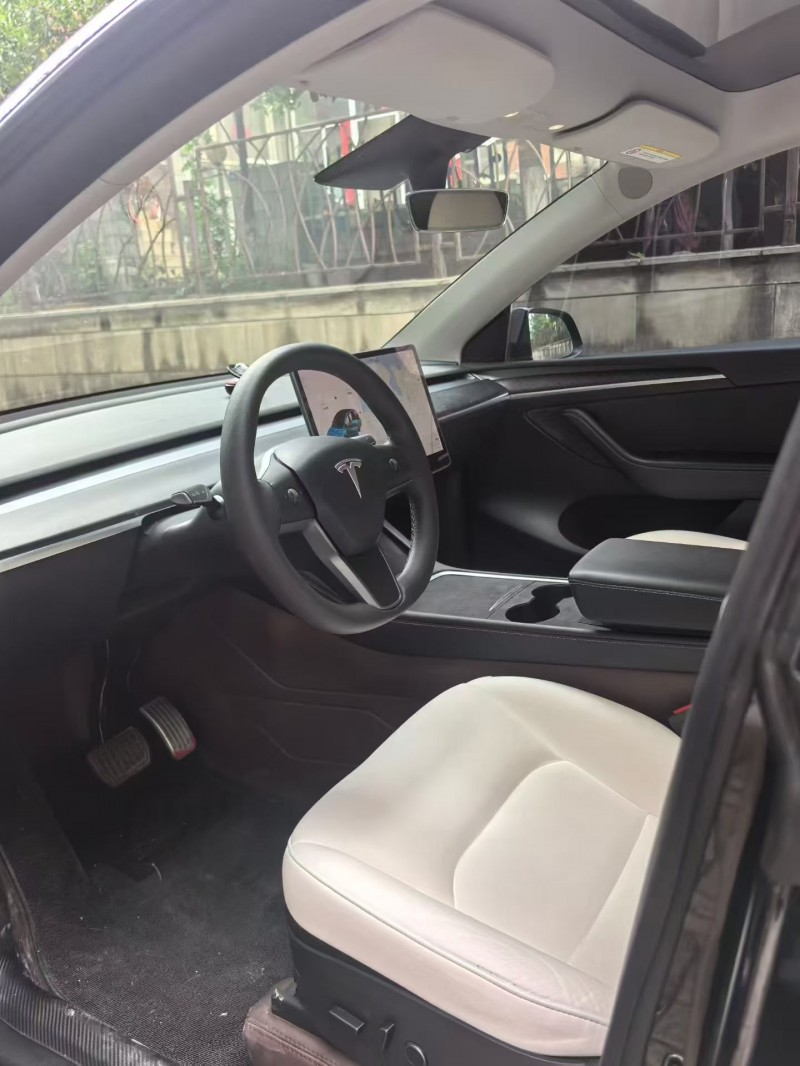 武汉21年特斯拉MODEL Y4