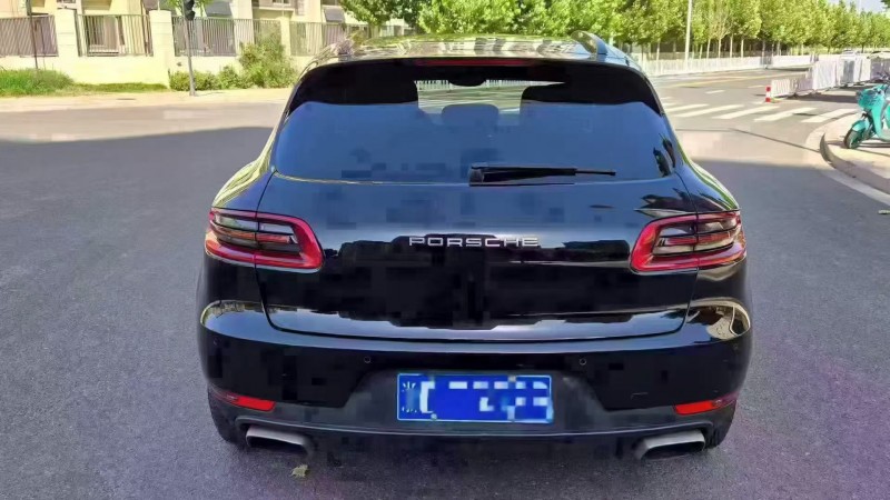 唐山15年保时捷Macan7