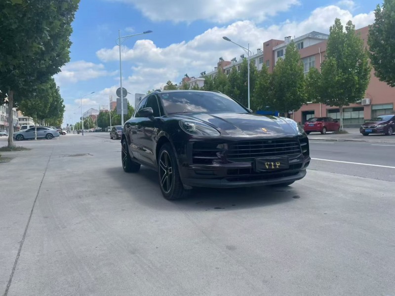 泰安20年保时捷Macan2