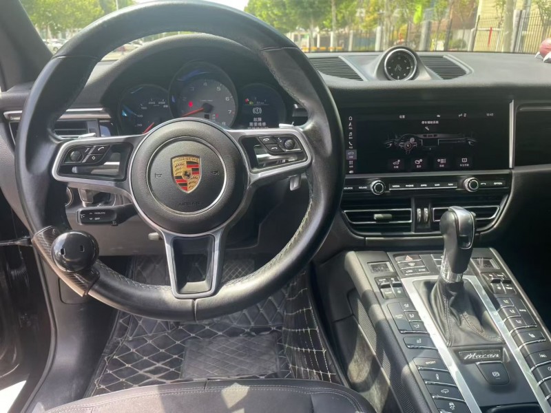 泰安20年保时捷Macan4