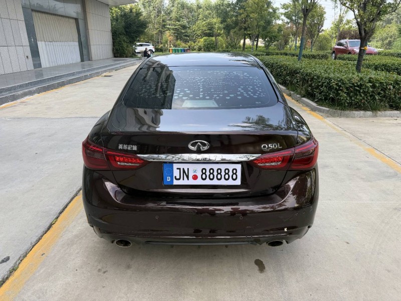 济宁18年英菲尼迪Q50L6