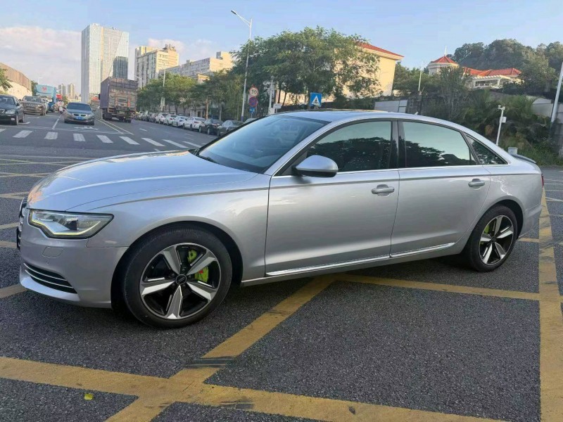 深圳12年奥迪A6L3
