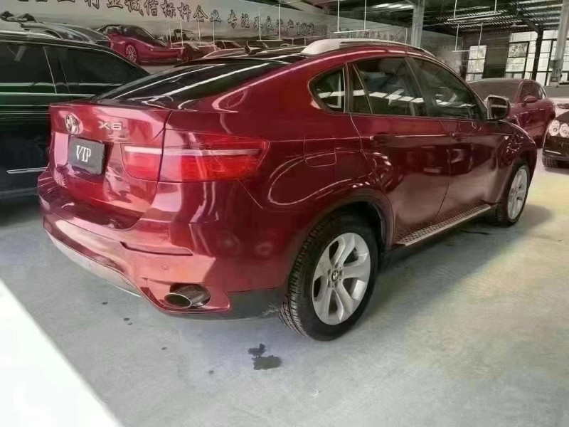 济宁12年宝马X67