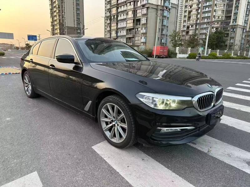 苏州17年宝马5系4
