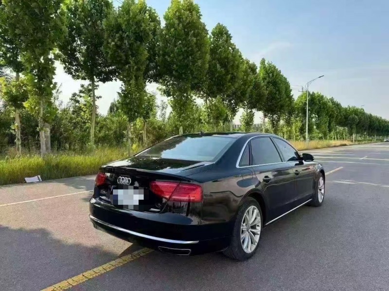 菏泽14年奥迪A8L7